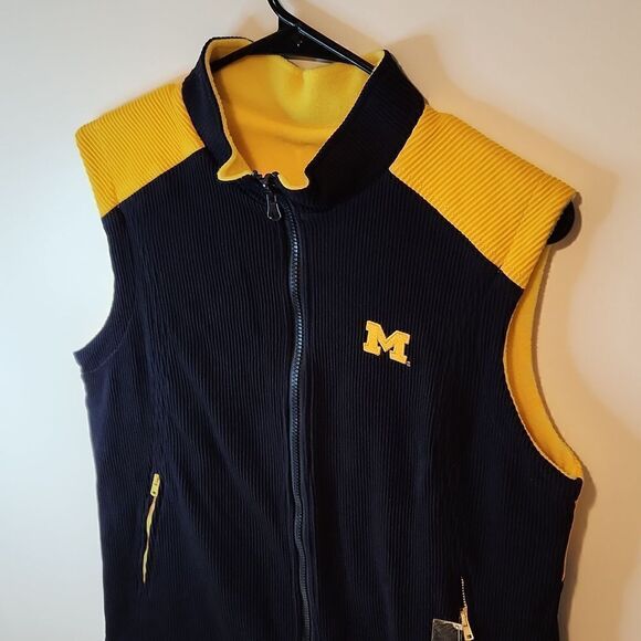 Emerson Street NCAA Michigan Wolverines Josie Reversible Vest Men's Med NWT NEW - Picture 6 of 15